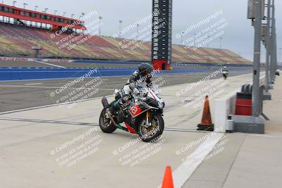 media/Oct-15-2022-Fastrack Riders (Sat) [[9a18b22502]]/Level3/Grid Shots/